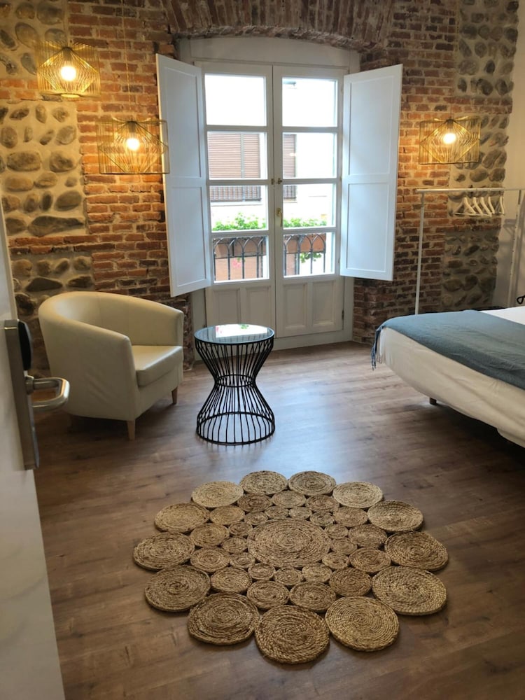 Albany 53/68