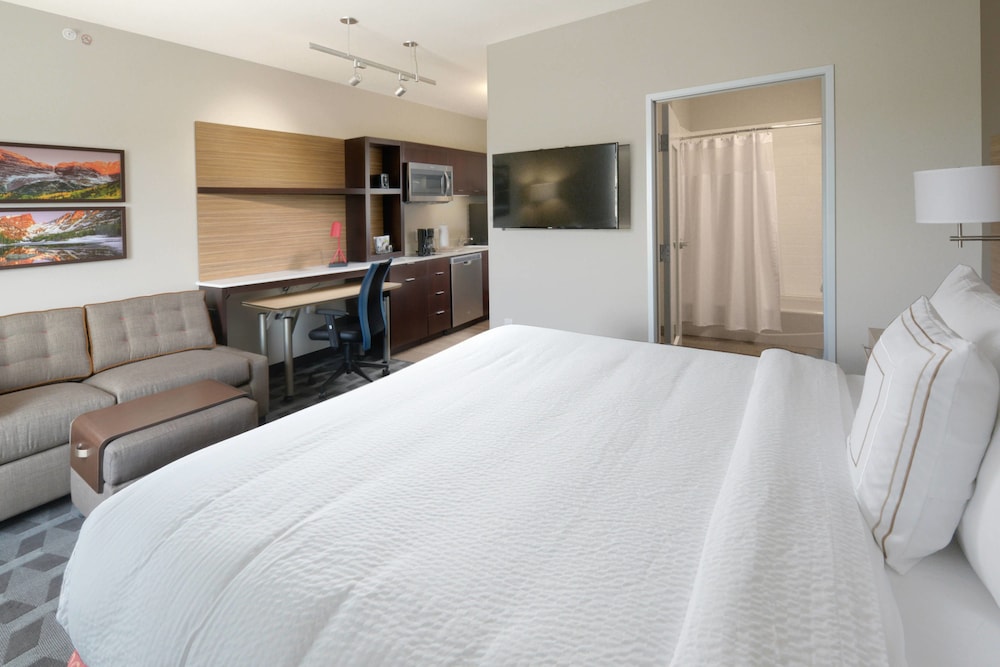 TOWNEPLACE SUITES DENVER SOUTH/LONE TREE 9/28