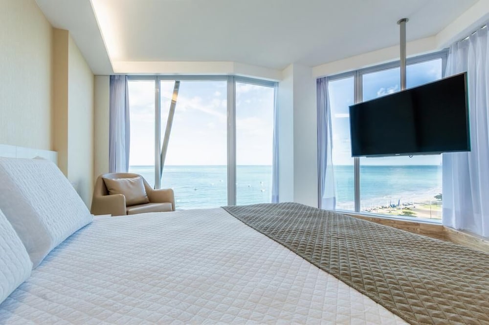 Hotel Brisa Suites 14/64