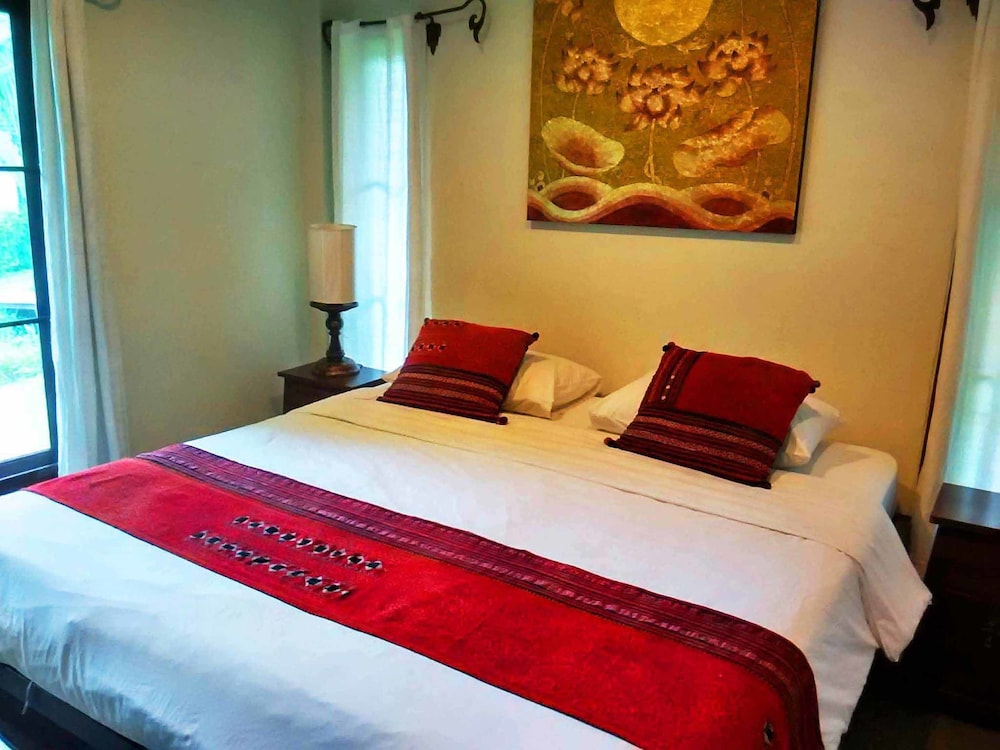 Jasmine Hill Lodge 6/50