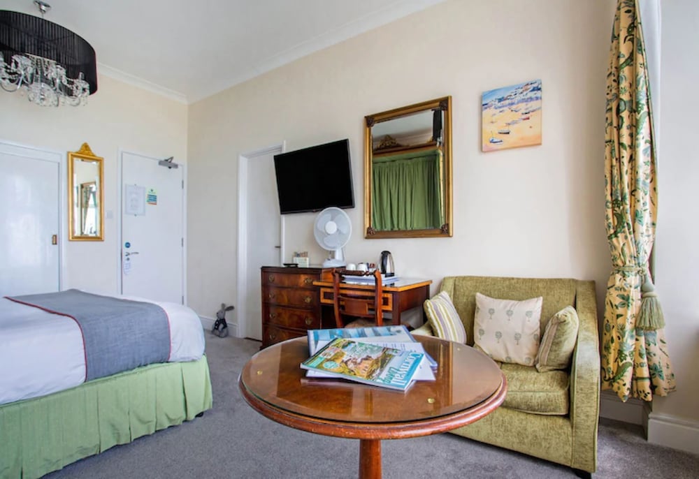 Anacapri Guest House 25/50