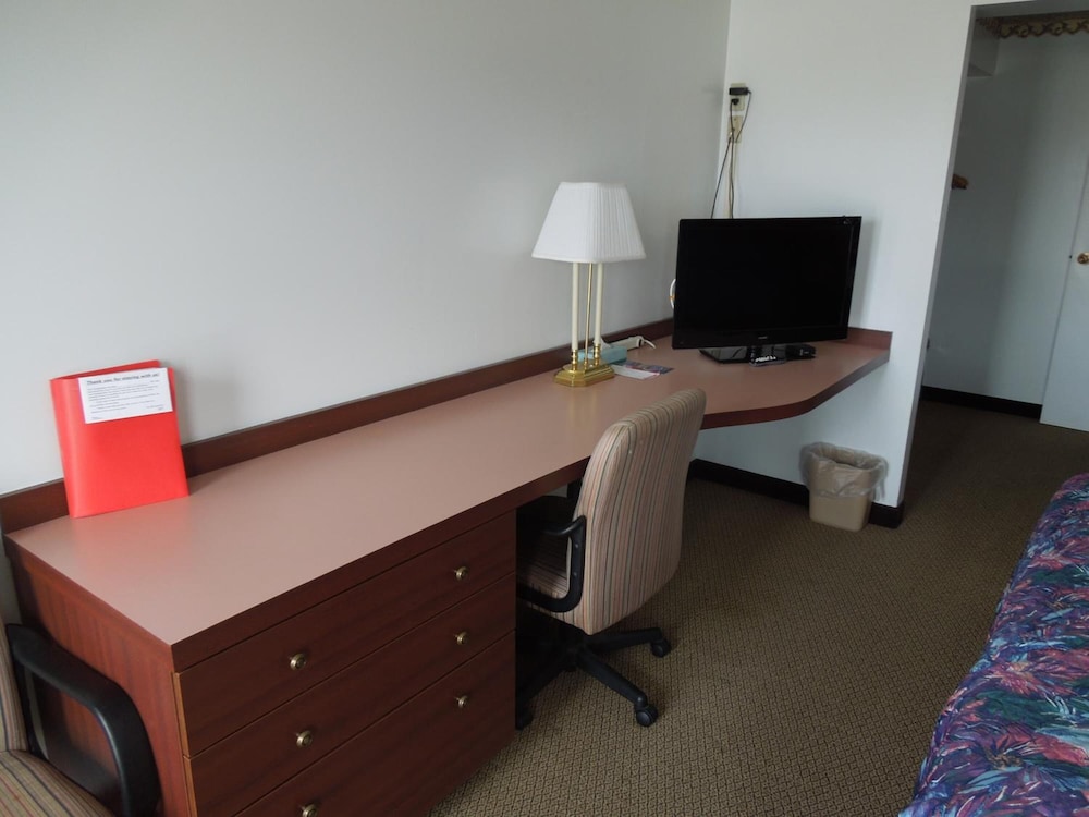 Nittany Budget Motel 29/34