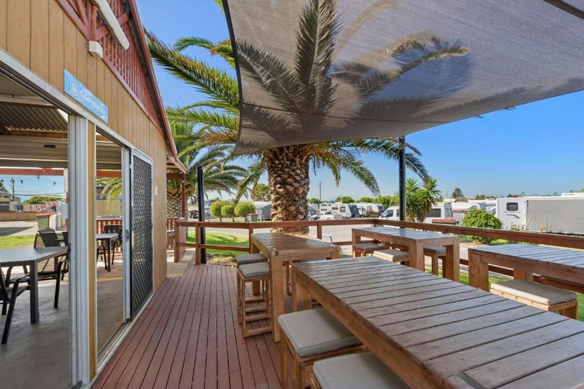 Discovery Parks - Adelaide Beachfront 25/46