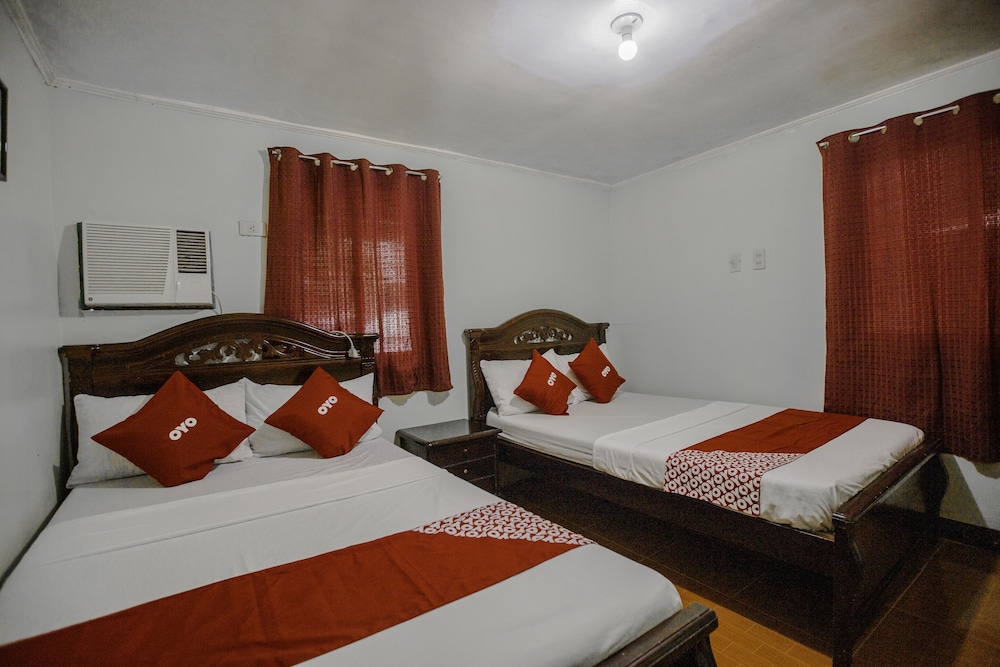 OYO 741 Sierra Travellers Inn 13/43