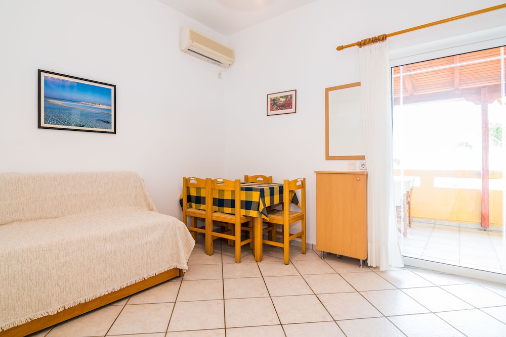 Thalassa Apartments 28/50