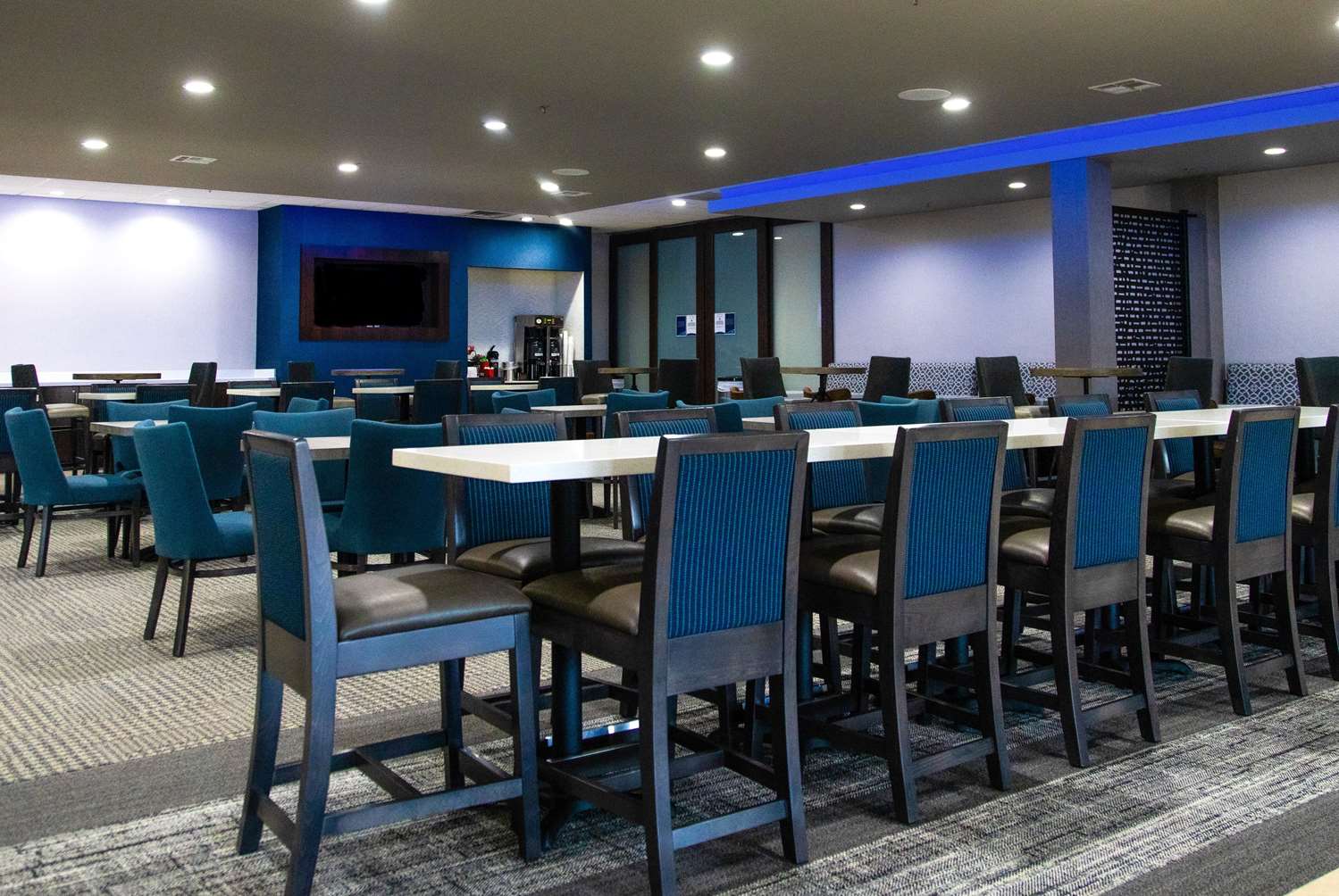 La Quinta Inn & Suites by Wyndham Joplin 50/56