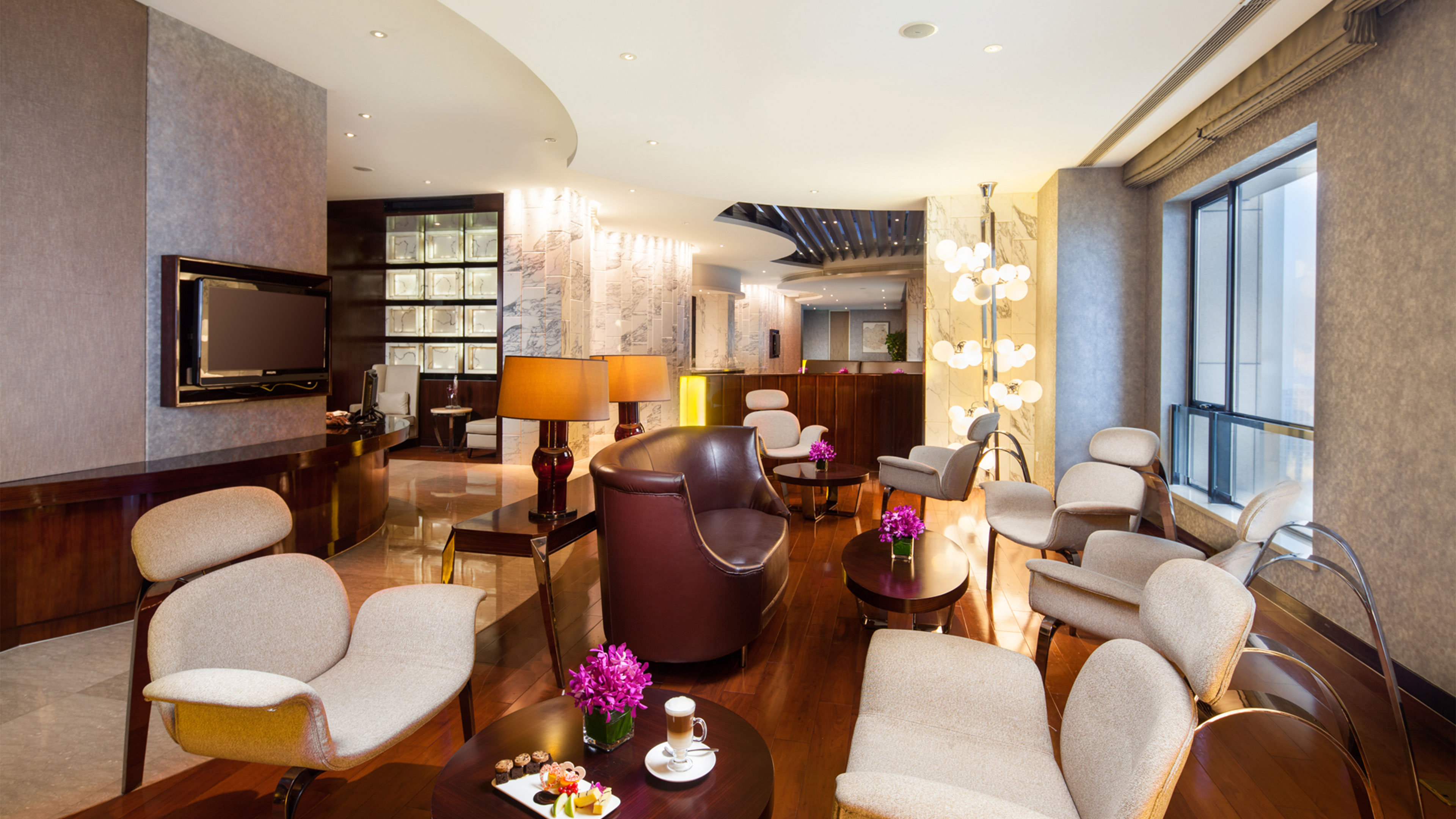 Crowne Plaza Shanghai Jinxiu by IHG 54/74
