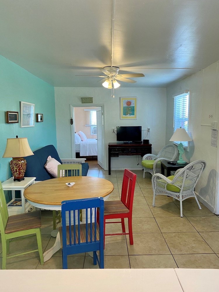 Drop Anchor Resort and Marina 31/50