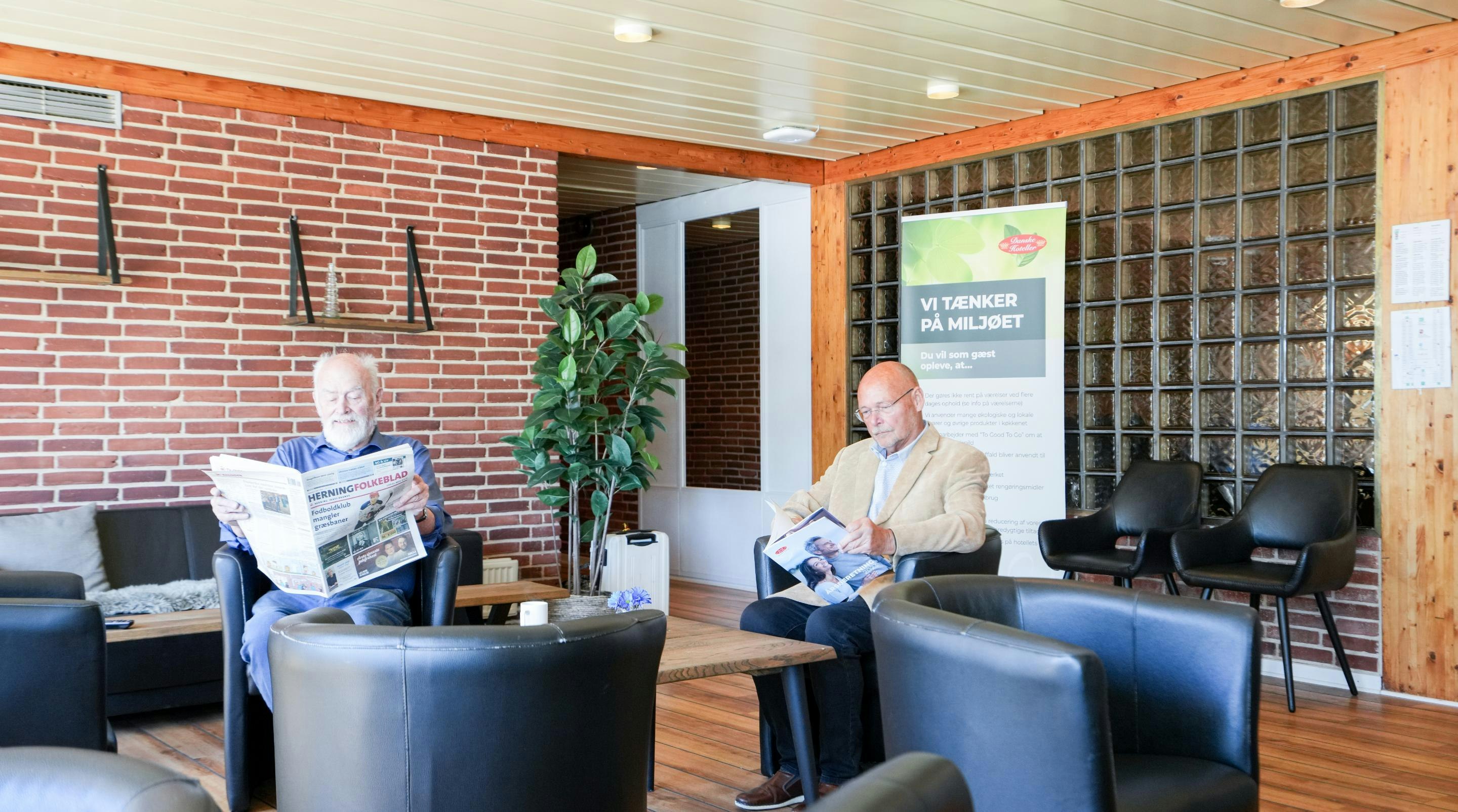 HOTEL LYNGGAARDEN 18/25