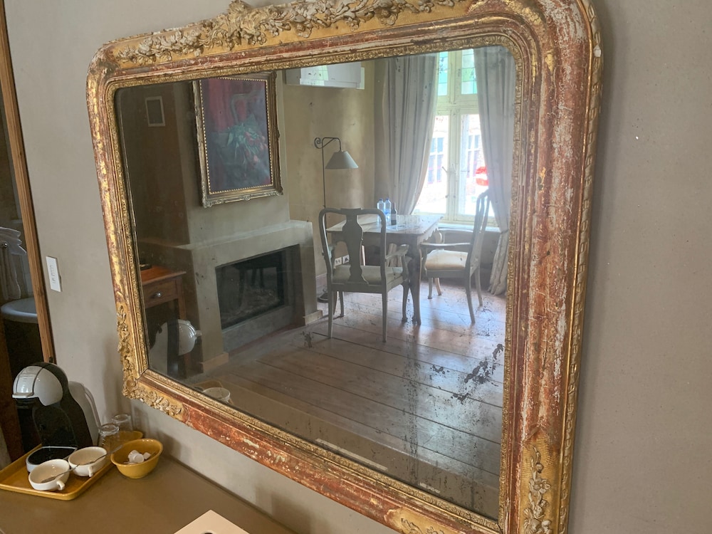1669 Bed And Breakfast 48/50