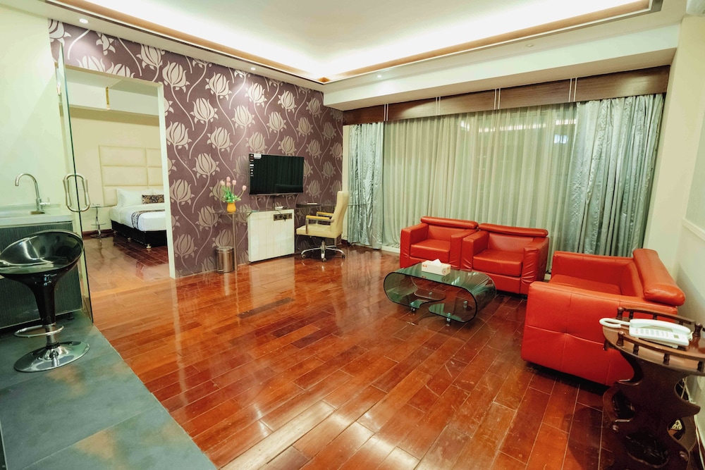 Royal Residence Dhaka 54/59