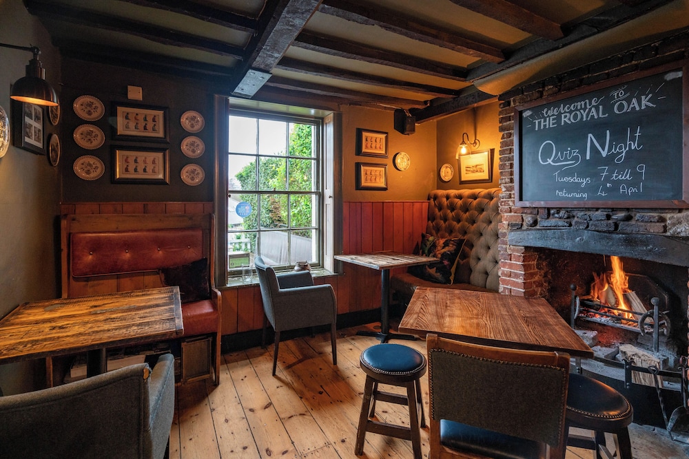 The Royal Oak Inn 31/50