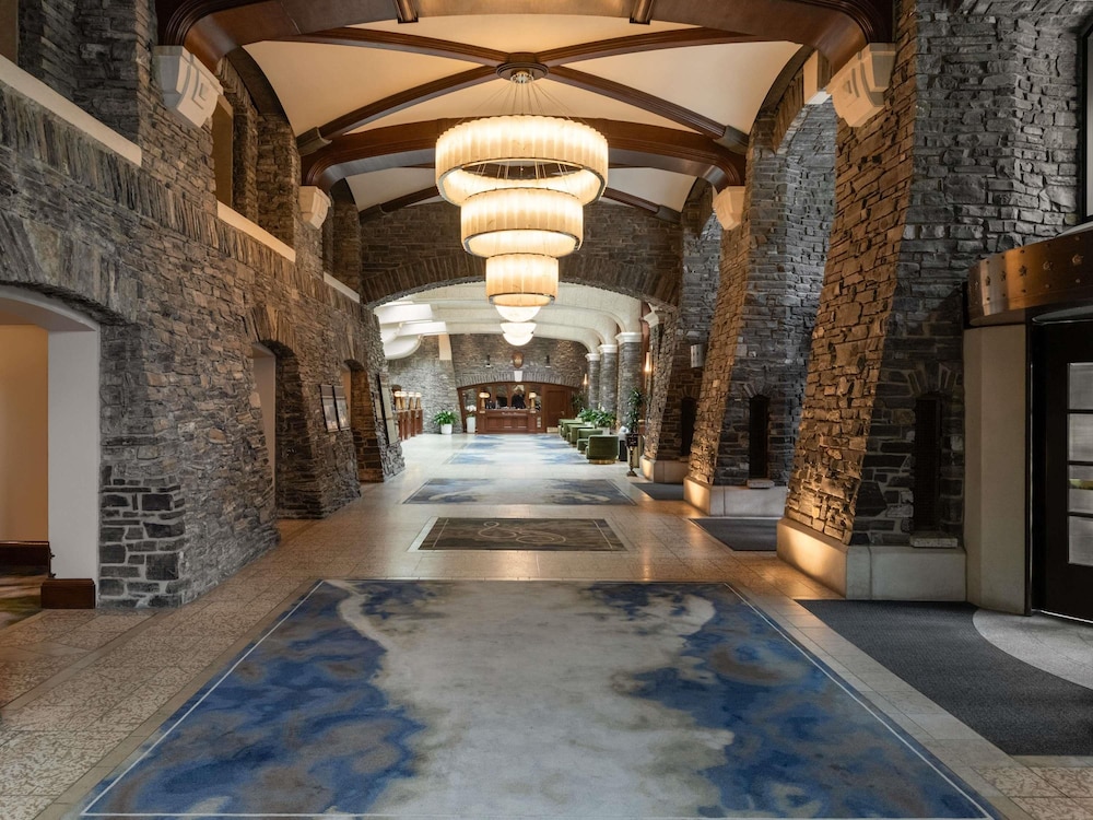 Fairmont Banff Springs 18/50