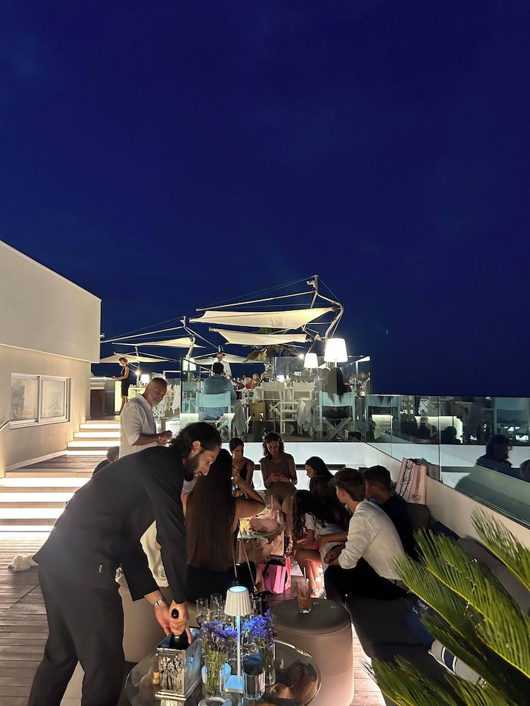 Lungomare Hotel 1/50