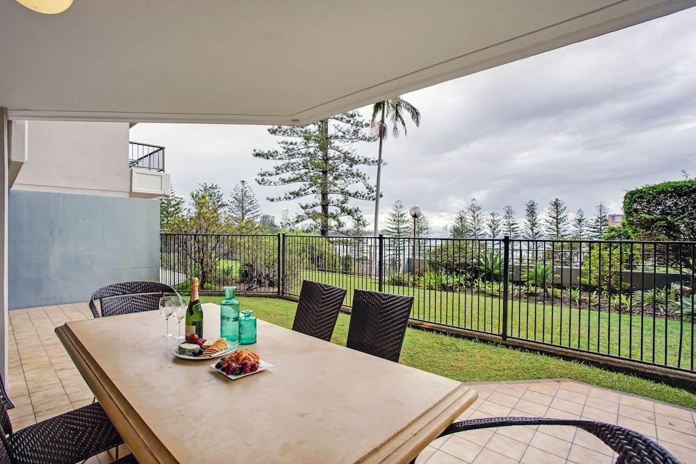 Gemini Court Holiday Apartments 33/47
