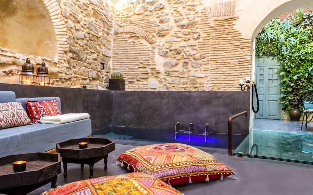 THE RIAD 26/28