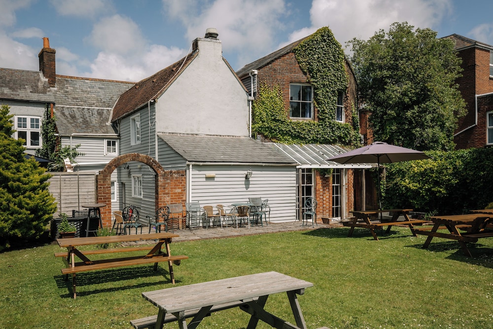 Hewitt's House Hotel 29/37