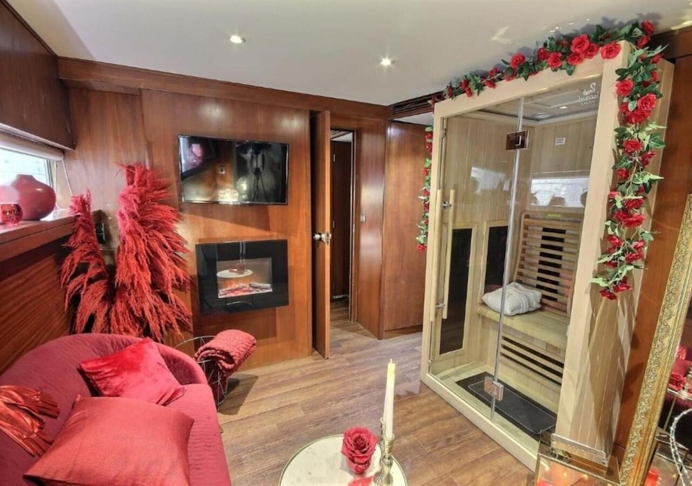 Vip Paris Yacht Hotel 27/50