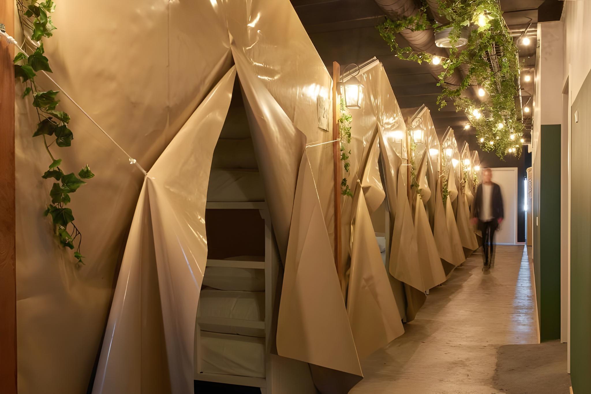 Urban Camper Hostel & Bar 11/28