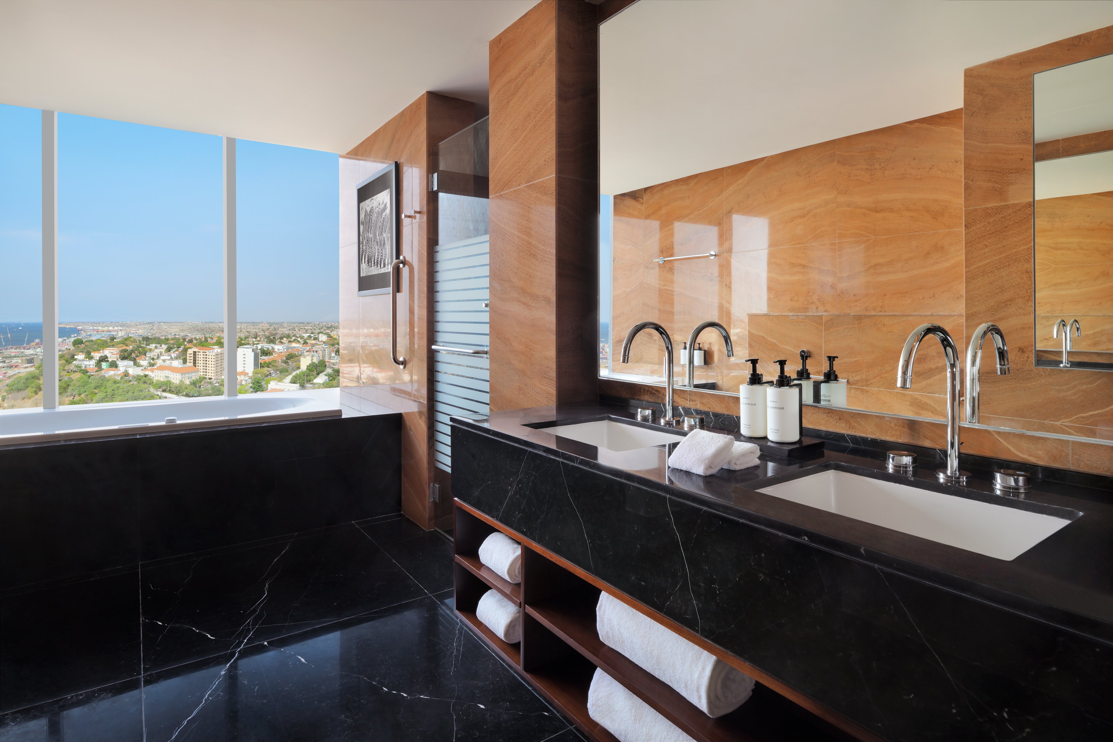 InterContinental Luanda Miramar 68/68