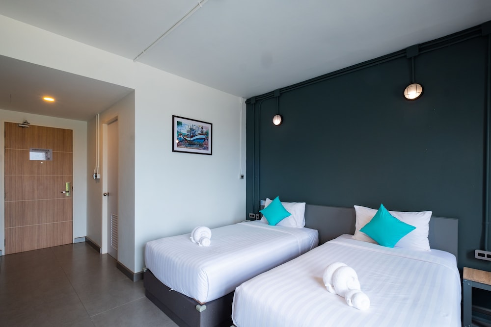 SUPERIOR, TWIN BEDS