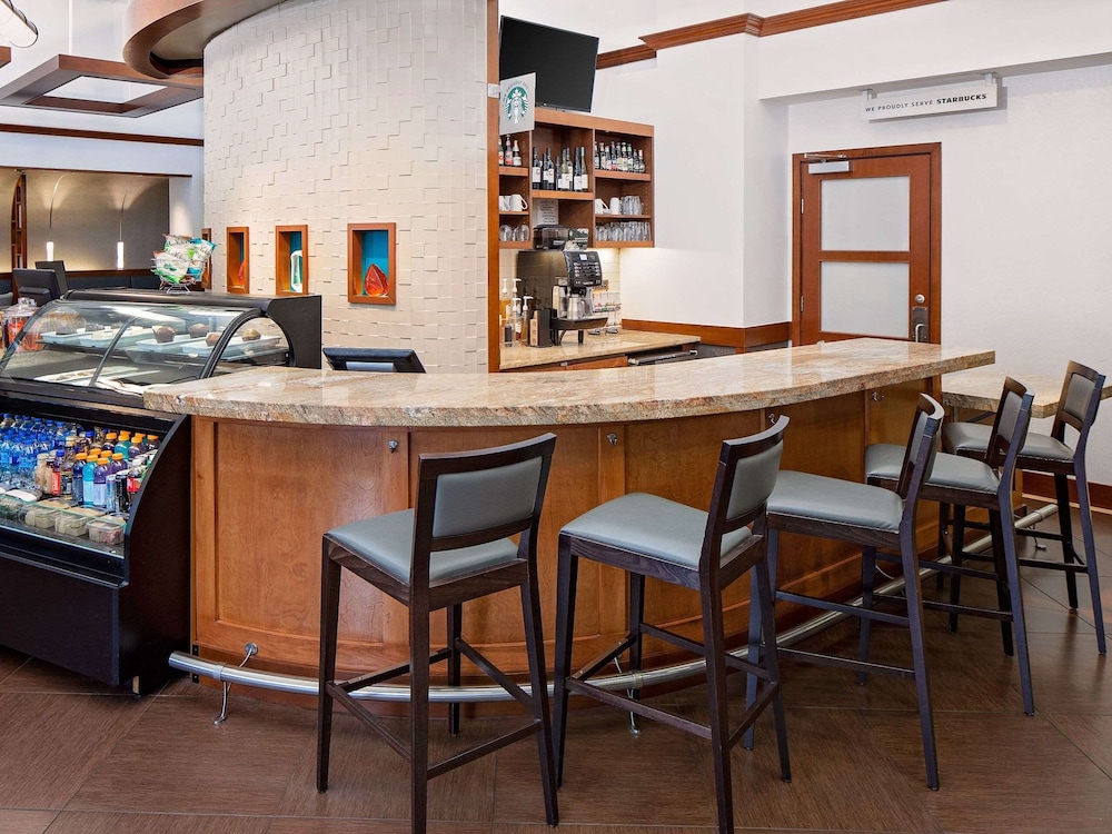 Hyatt Place Ontario/Rancho Cucamonga 28/33