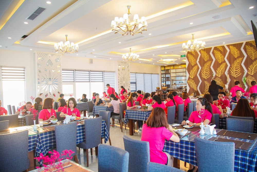 Golden Rose Hotel Danang 45/50