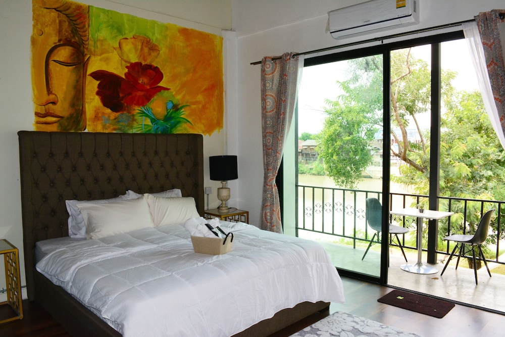 Home Ayutthaya 17/50