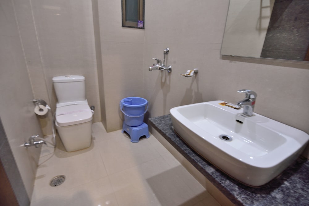 HOTEL ALANKAR PALACE 24/24