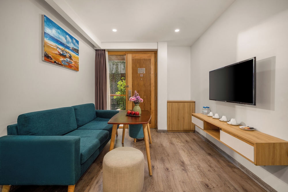 Zoneland Apartments Lahome Beach Villa 24/50