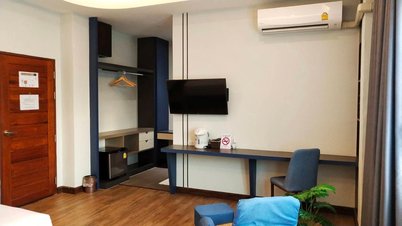 Koco Hotel 49/56