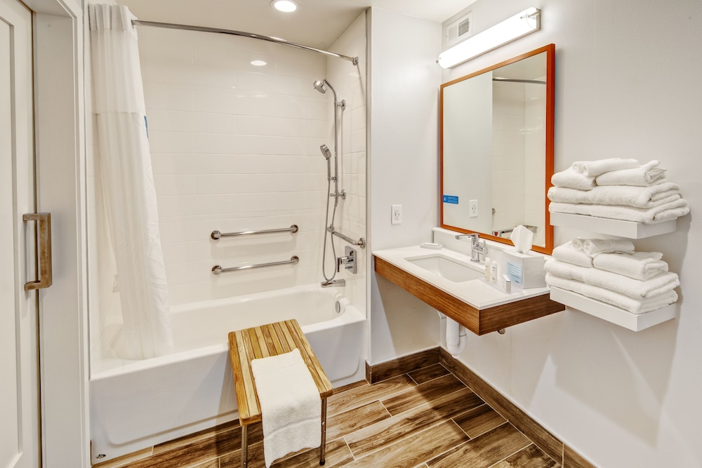 Hampton Inn Vallejo 15/47