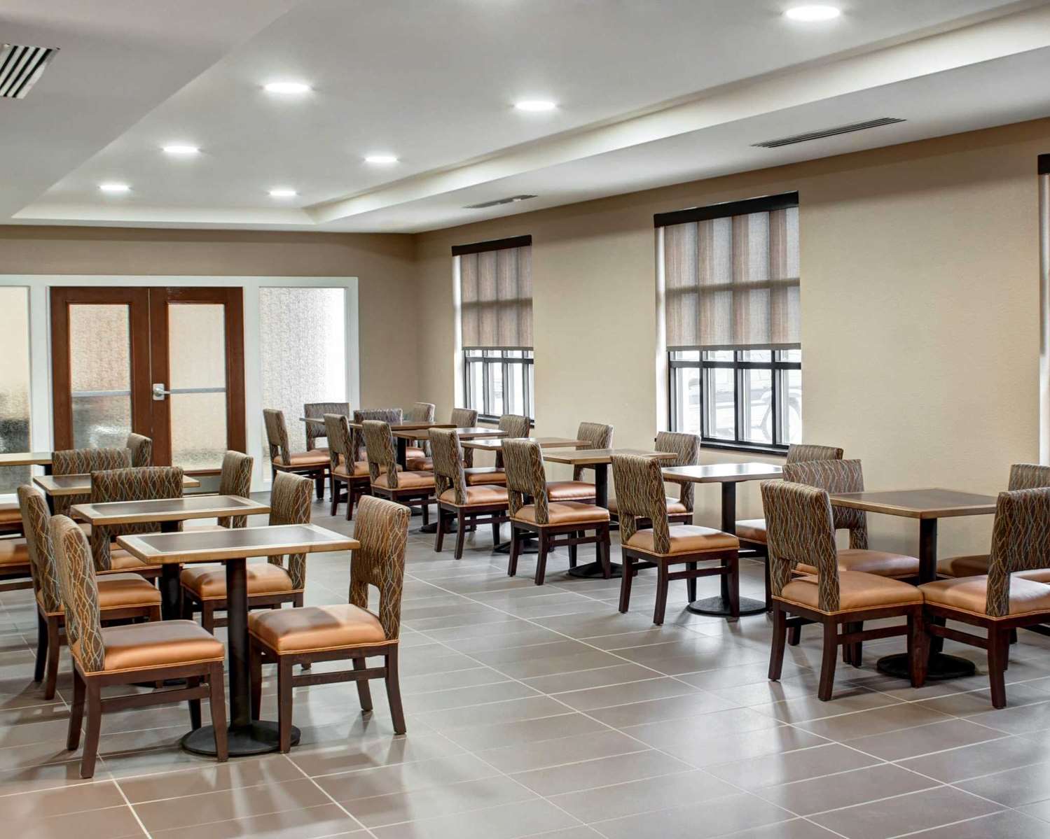 Comfort Inn & Suites Caldwell 32/54