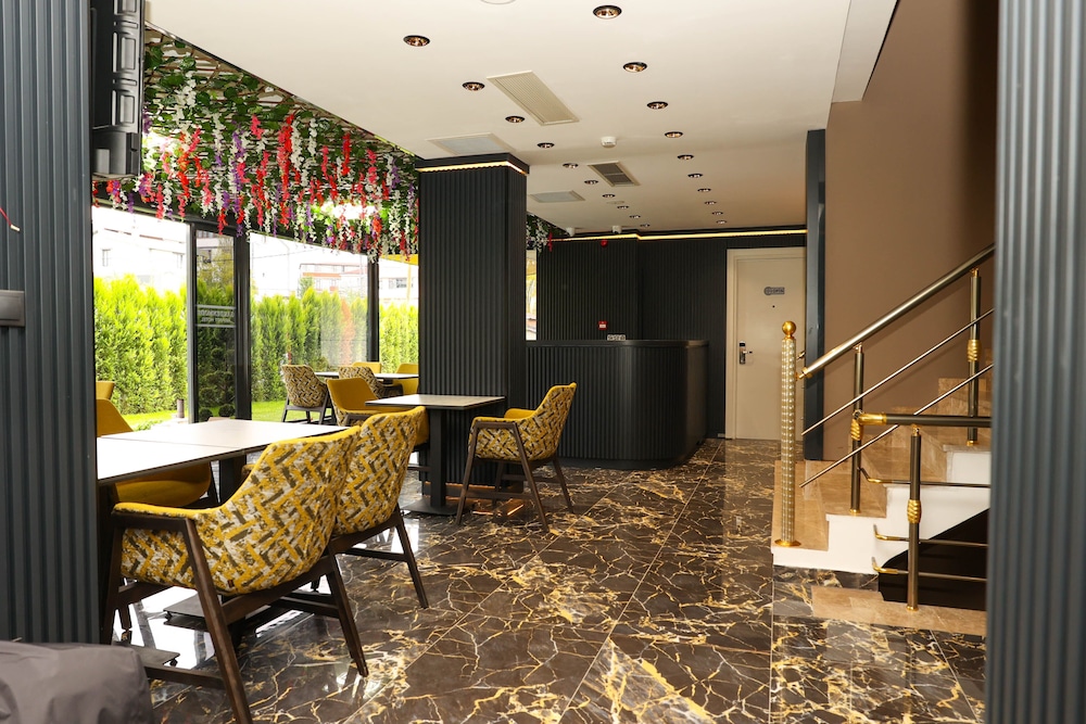 Garden Mode Airport Hotel 32/50