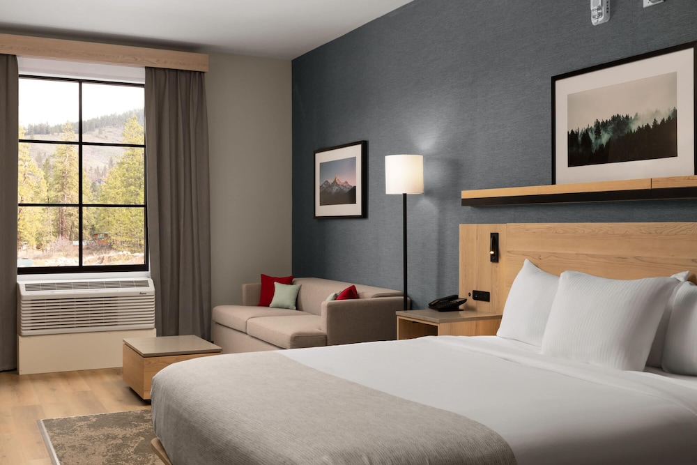 Hawthorn Extended Stay by Wyndham Leavenworth 18/61