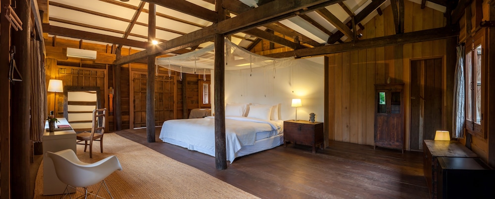 Sala Lodges 15/50