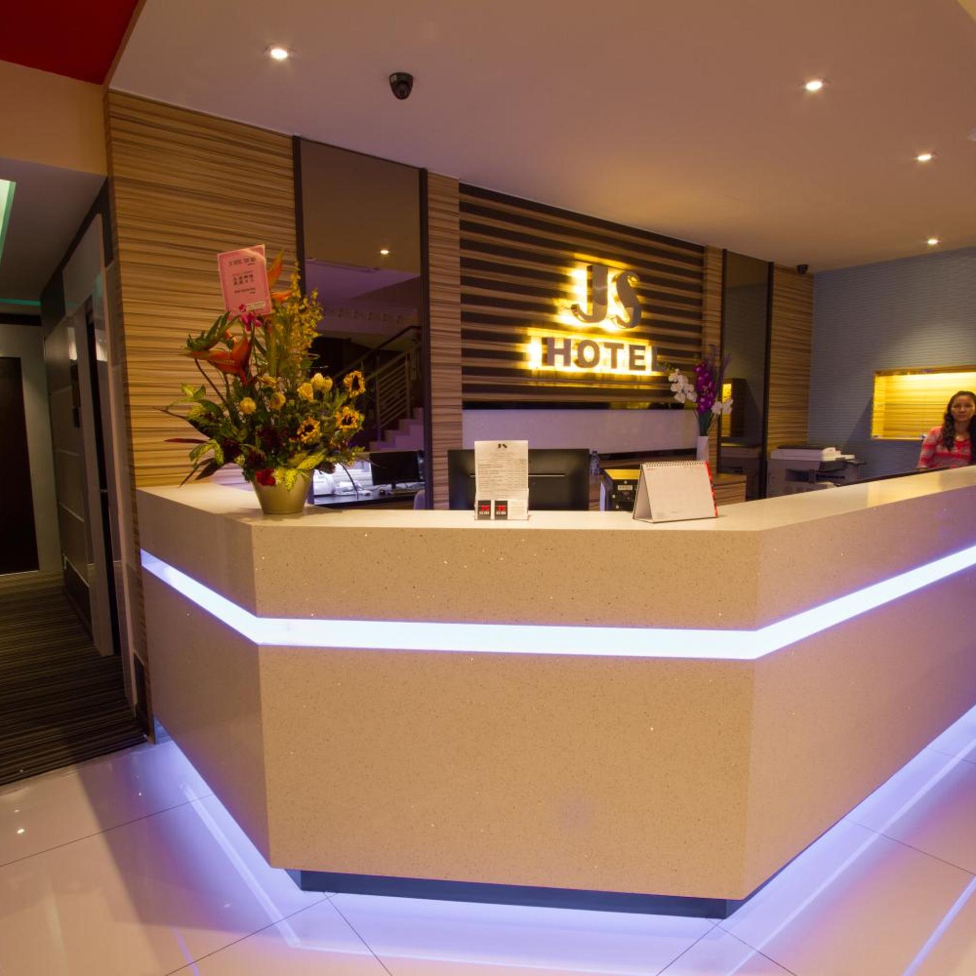 Js Hotel 7/60