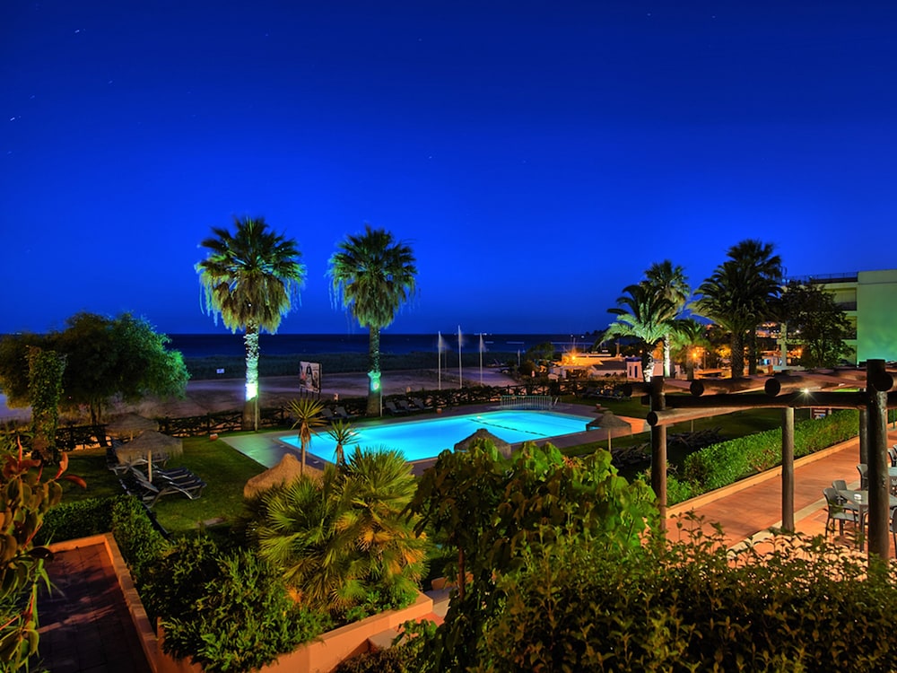 Meia Praia Lagos - Beach Club Apartments 52/54