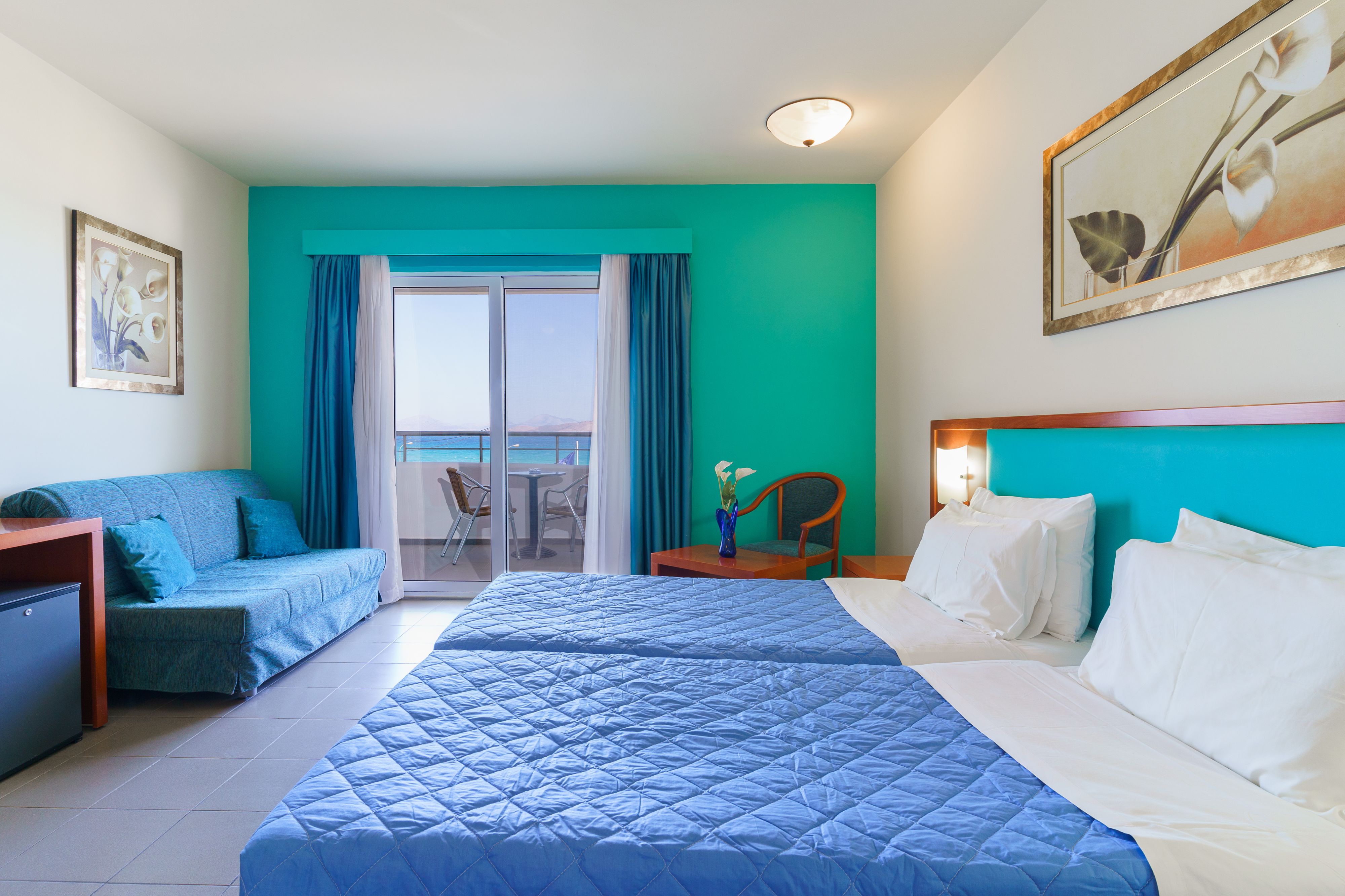 Room, Double or Twin Bed, Sea View