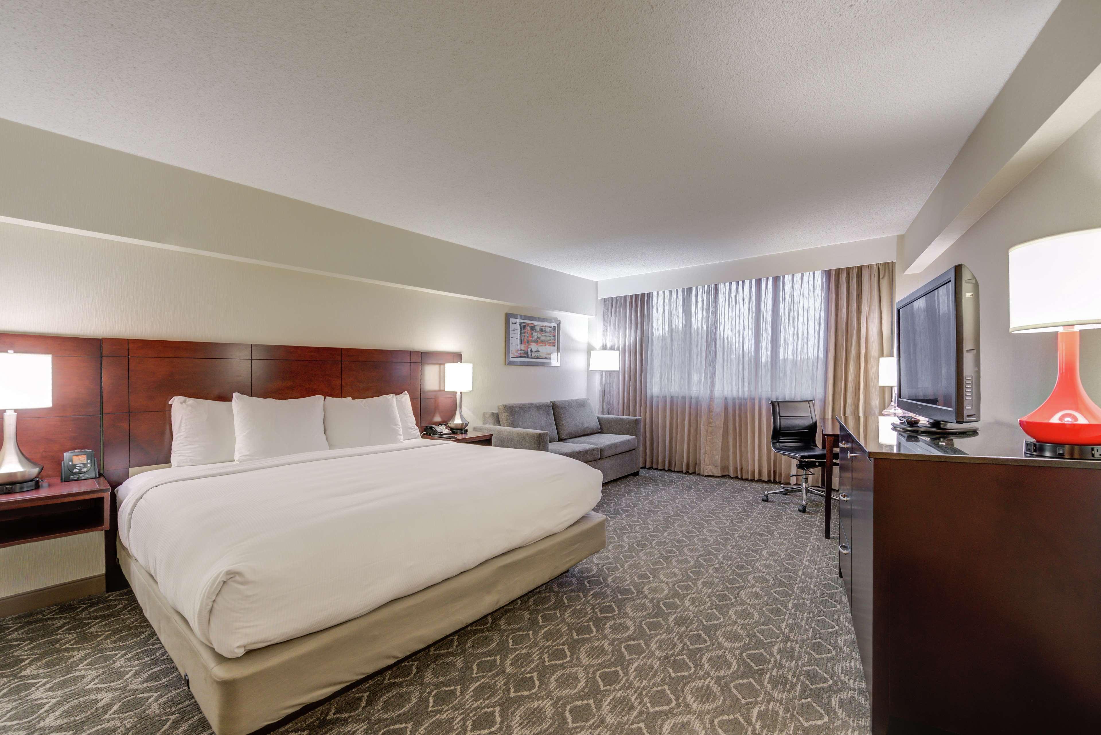 Room, King Bed