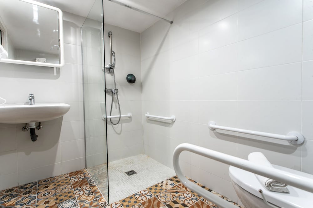 Suites You Zinc Ex Apartments Arenal 77/81