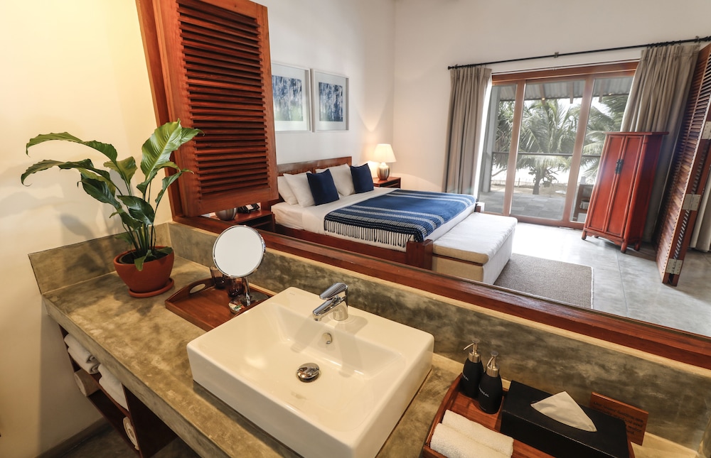 Lantern Boutique Hotel 45/50