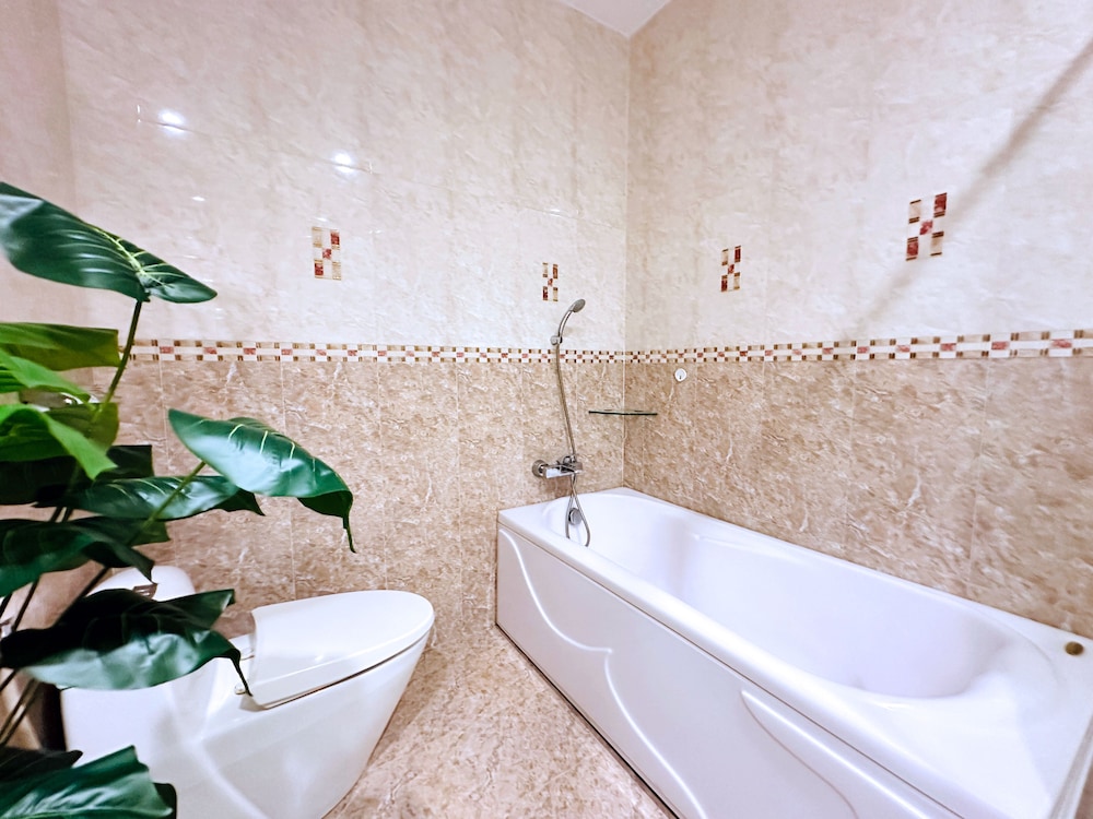 Calmette Hotel 49/50