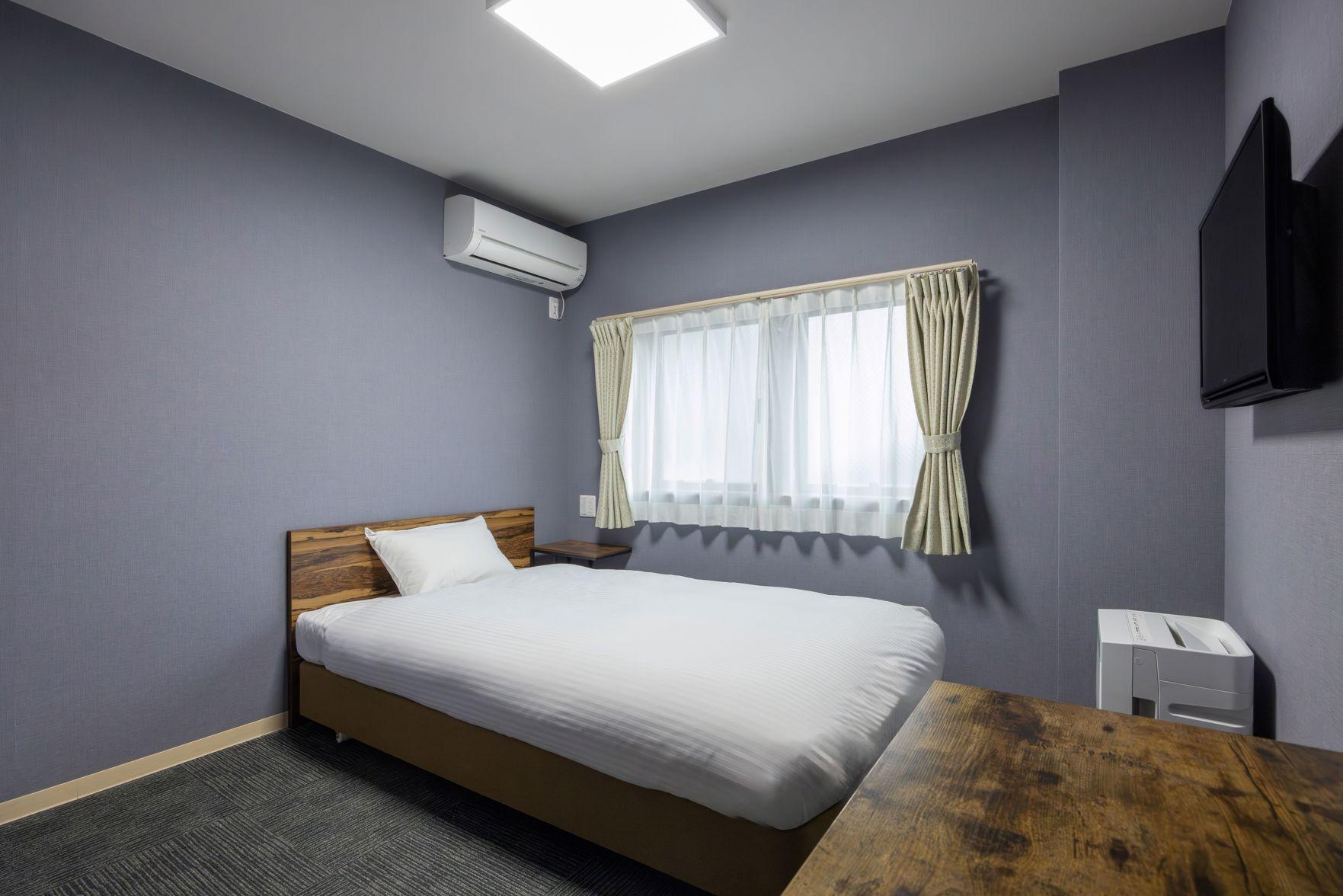 Semi Room, Semi Double Bed