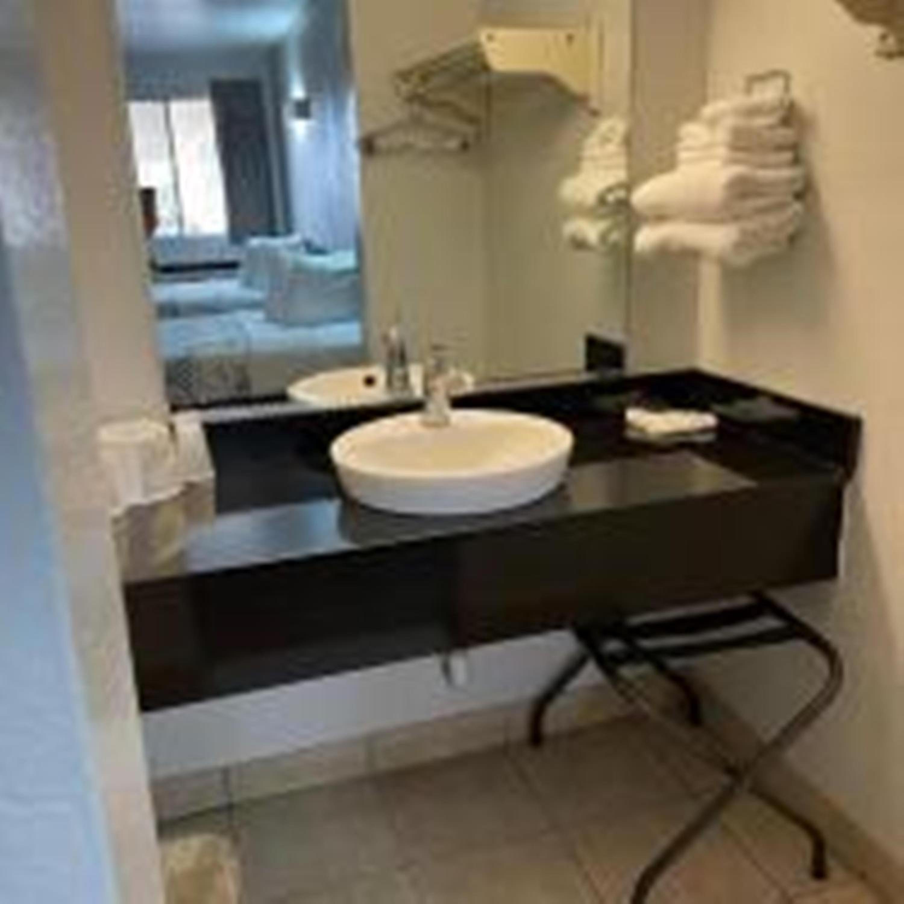 غرفة رباعية للمدخنين، Motel6 Van Horn, TX 2/3