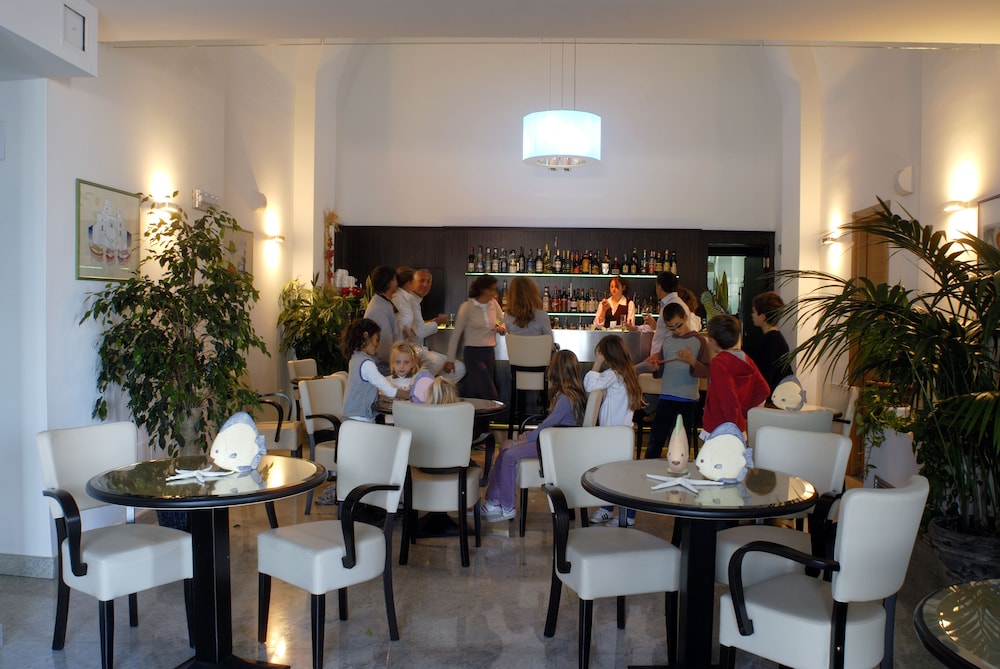Hotel Villa Carolina 23/30