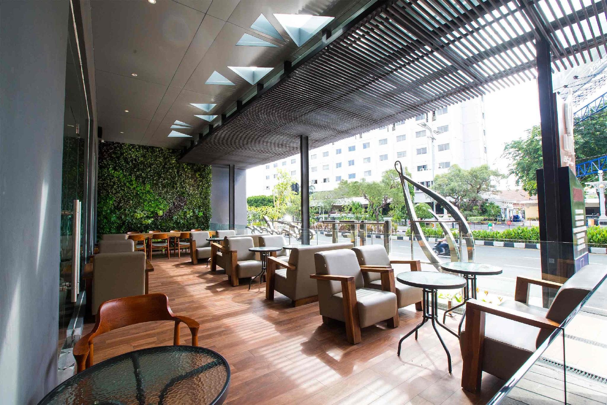 The Life Styles Hotel Surabaya 31/50
