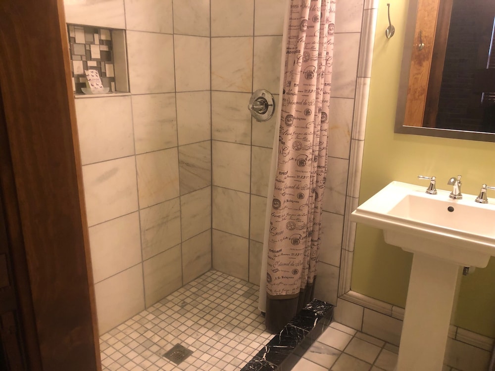 Hotel Frederick 42/50