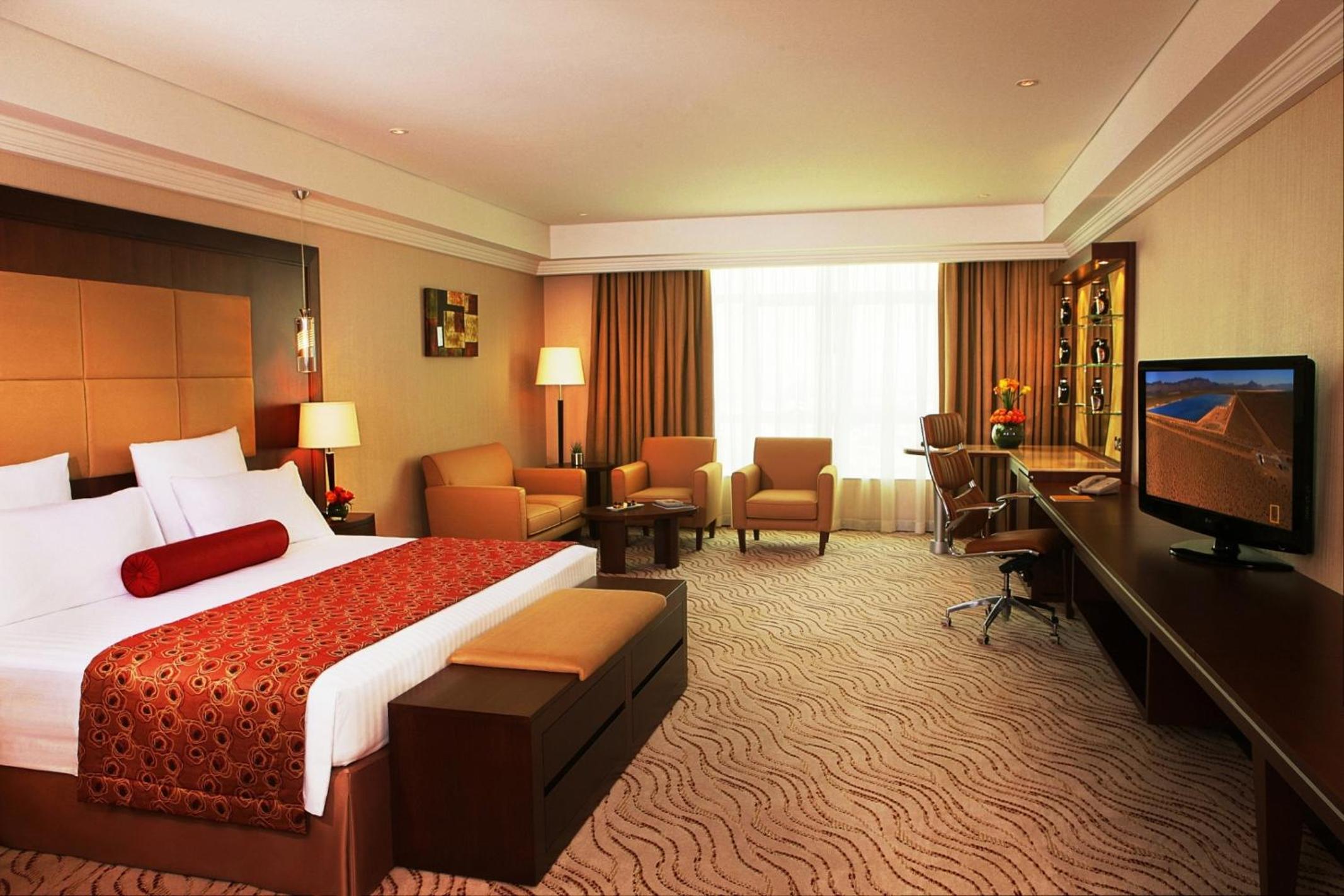 SUITE ROOM