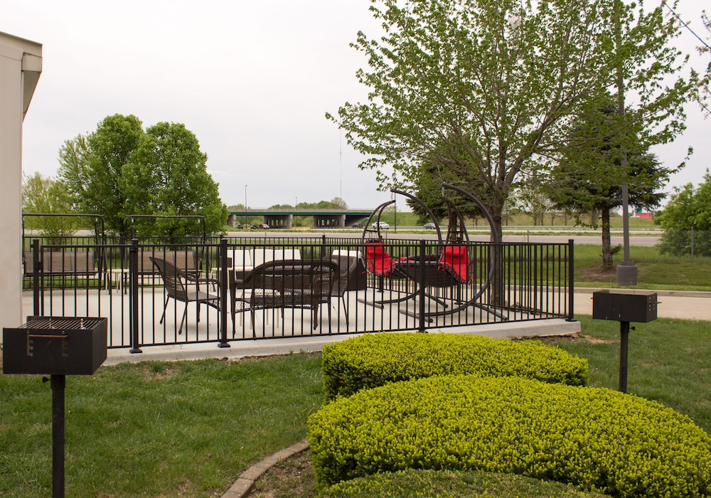 Baymont By Wyndham Springfield